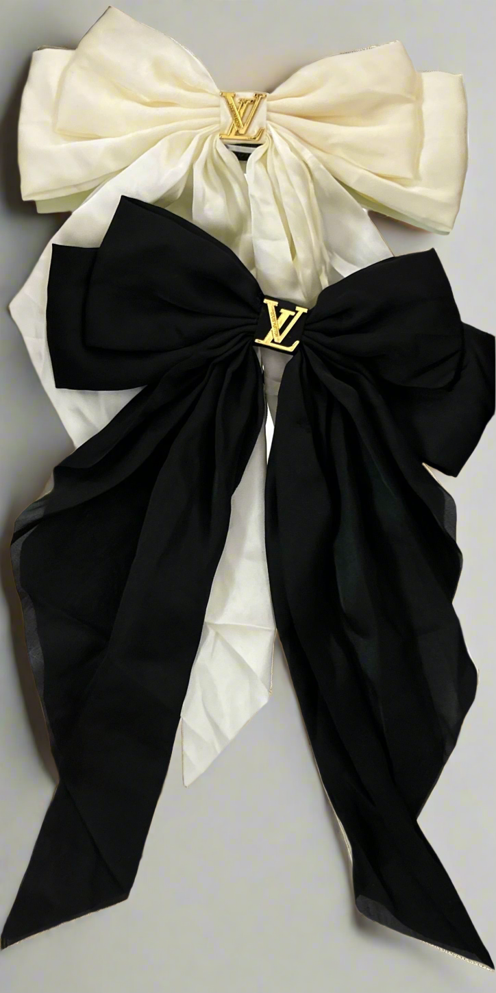 The Barcelona Bow
