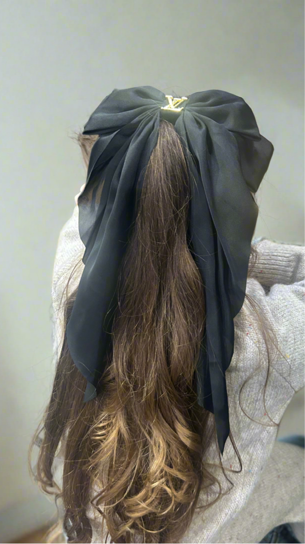 The Barcelona Bow